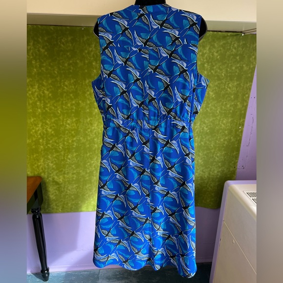 Apt. 9 blue dress with bird pattern with pockets - Picture 2 of 7